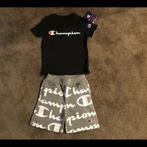 Champion Boy’s 2pc Set....Size 2T